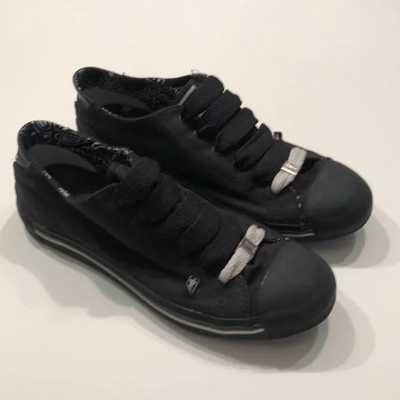 Pony | Shoes | Snoop Dog Pony Doggie Biscutz Black Bandana | Poshmark
